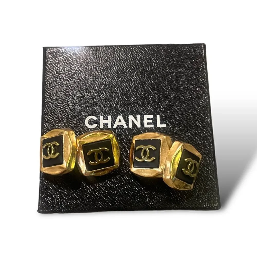 CHANEL Vintage Fall 1995 Mens Cufflinks